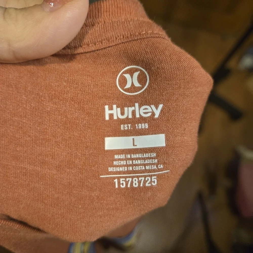 Hurley Men's Orange Graphic T-Shirt